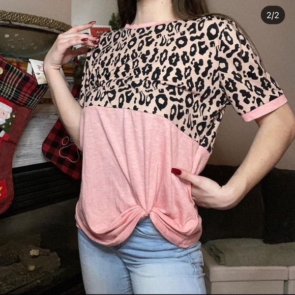 Cheetah print tee - Picture 2 of 2